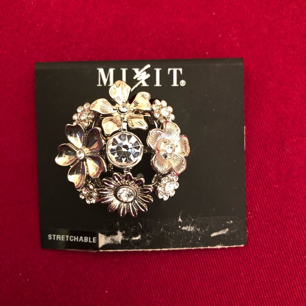 MiXit Expandable flowered ring